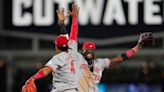 De La Cruz goes 4 for 4 with career-high 4 steals in Reds' 7-2 win over Dodgers