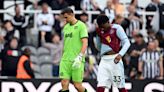 Dibu Martínez recibió la mayor cantidad de goles desde que está en Aston Villa y bordeó la expulsión en el arranque de la Premier League