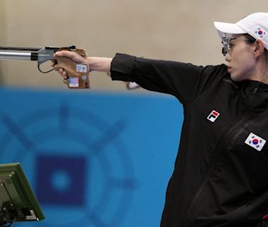 REVIEW Olympics-Shooting-Dikec and Kim rule internet, China the range