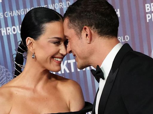 Katy Perry recordó el difícil año que vivió separada de Orlando Bloom