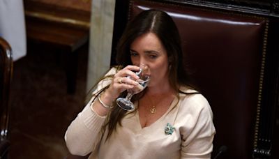 Una madre de Plaza de Mayo mencionó en la marcha la derrota electoral del kirchnerismo y Victoria Villarruel recordó a Hebe de Bonafini