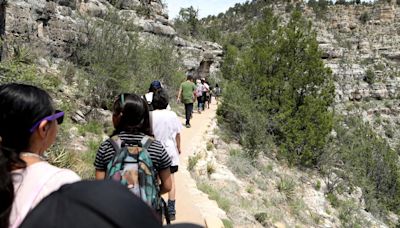 Killip Elementary fourth-graders organize Walnut Canyon field trip
