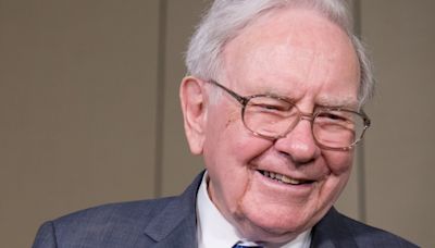 7 Warren Buffett Stocks to Buy for a Bear Market