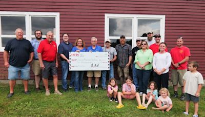 Jay’s OTIS Federal Credit Union donates $10K to Spruce Mountain Ski Area