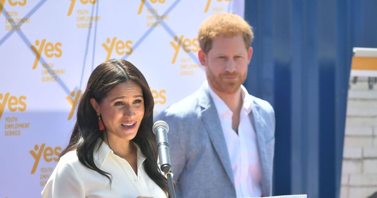 Harry and Meghan's 'embarrassing' blunder exposed reason Firm don't 'trust' them