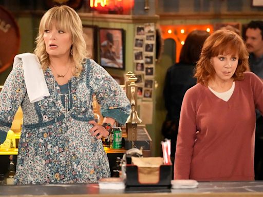 Happy's Place Trailer: Reba McEntire Reunites With Melissa Peterman