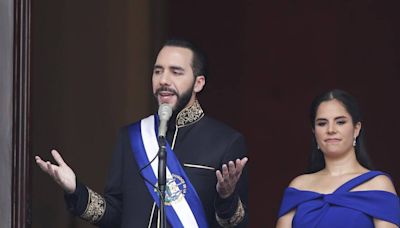 Como el comandante: ¿Por qué Nayib Bukele se compara con Hugo Chávez?