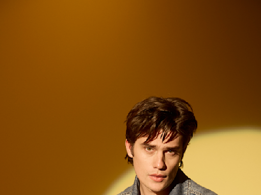 Here’s What It Actually Takes to Date Nicholas Galitzine