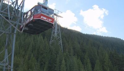 Grouse Mountain closed after gondola stalls and strands passengers - BC | Globalnews.ca