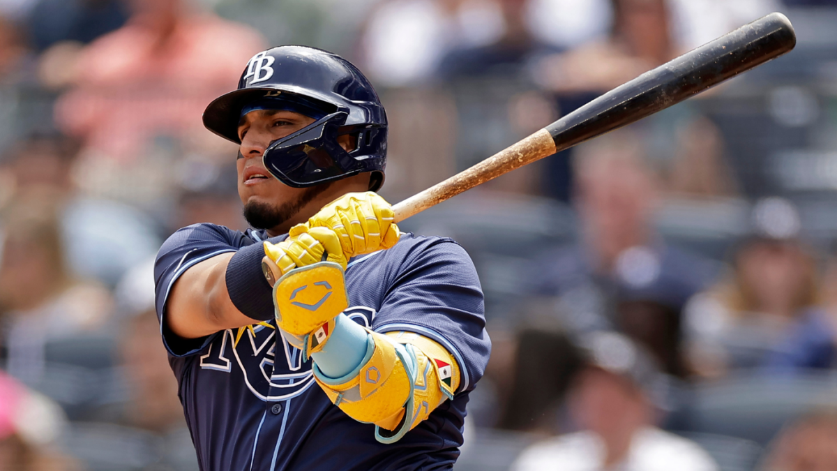 Cubs to acquire Rays third baseman Isaac Paredes in trade deadline move for offensive power, per report