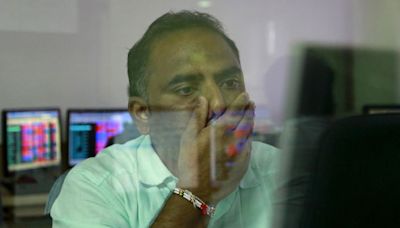 Markets fall on selling in banking shares, STT hike