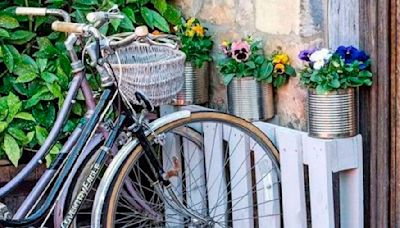 Recicla un palet y haz un estacionamiento para bicicletas