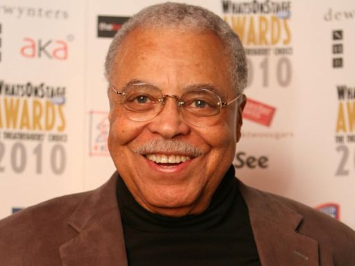 James Earl Jones dies at 93: Star Wars actor recalls help from Darth Vader star