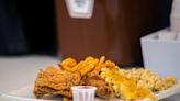 Find five favorite fried chicken places in Tallahassee
