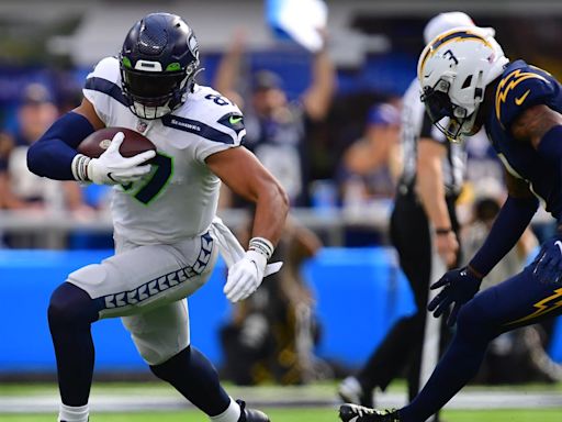 Seattle Seahawks 90-Man Roundup: Will Noah Fant Assume Larger Role in Passing Game?