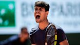 Alcaraz acecha a Djokovic: si gana Roland Garros recupera el número 2 del mundo