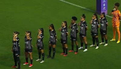 Escándalo en el equipo femenino de Santos de Brasil: denuncias de acoso, escrache en la cancha y renuncia