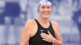 Histórica nadadora peruana de 75 años estableció nuevo récord mundial en másters
