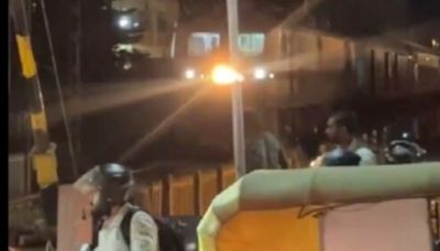 Train gets stuck in Bengaluru traffic, creates a meme fest on tech capital's muddles. Viral video