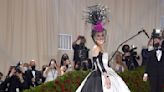 Sarah Jessica Parker's Iconic Met Gala Looks Over the Years: Photos