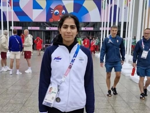 Indian Olympic Star Involved In Car Accident In Paris. Mother Hospitalised | Olympics News