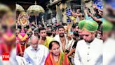 Devotees throng Chamundeshwari Vardhanti with Royal Family Participation | Mysuru News - Times of India