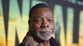 Carl Weathers, linebacker-turned-actor who starred in 'Rocky' movies and 'The Mandalorian,' dies