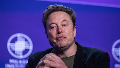 Musk’s Twitter ‘Boycott’ Lawsuit Is a ‘Hideous Joke’: Former FTC Official