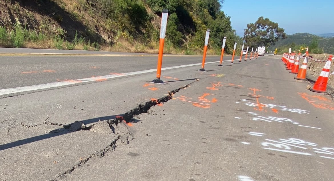 Pavement cracking closes parts of HWY 154 in Santa Barbara County