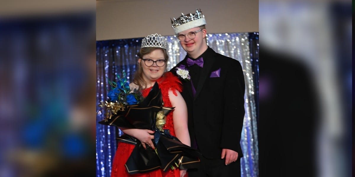 Carmi teens with Down syndrome crowned Prom King and Queen