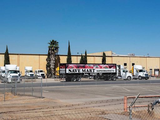 Save Mart distribution center to close Merced County location