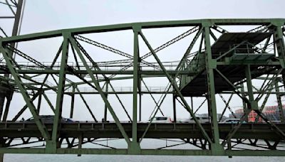 With $1.5B, feds seal commitment to new I-5 bridge linking Washington and Oregon