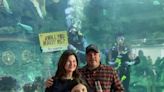 Couple gets engaged in front of shark tank at Pittsburgh Zoo & Aquarium