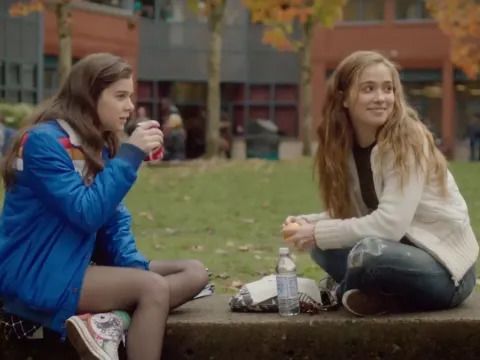 The Edge of Seventeen Streaming: Watch & Stream Online via Netflix