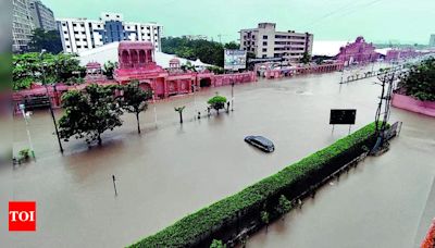 Heavy Rain Causes Disruption in Surat City and District | Surat News - Times of India