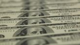 Dólar cai abaixo dos R$5,40 em dia positivo para ativos brasileiros Por Reuters