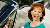 Everything Reba McEntire Has Said About Rebooting Her Sitcom ‘Reba’ With Original Cast