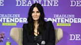 Courteney Cox Shocks ‘Friends’ Fans By Photobombing Their Pics in Heartwarming New Video