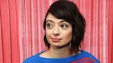 Kate Micucci, actriz de "The Big Bang Theory", comparte que la operaron por cáncer de pulmón