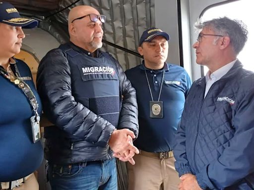 Salvatore Mancuso iniciará reuniones con otros exmiembros de las Autodefensas para tratar de ubicar 400 fosas comunes
