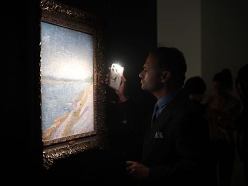 Van Gogh painting set to break Asia record in Hong Kong auction