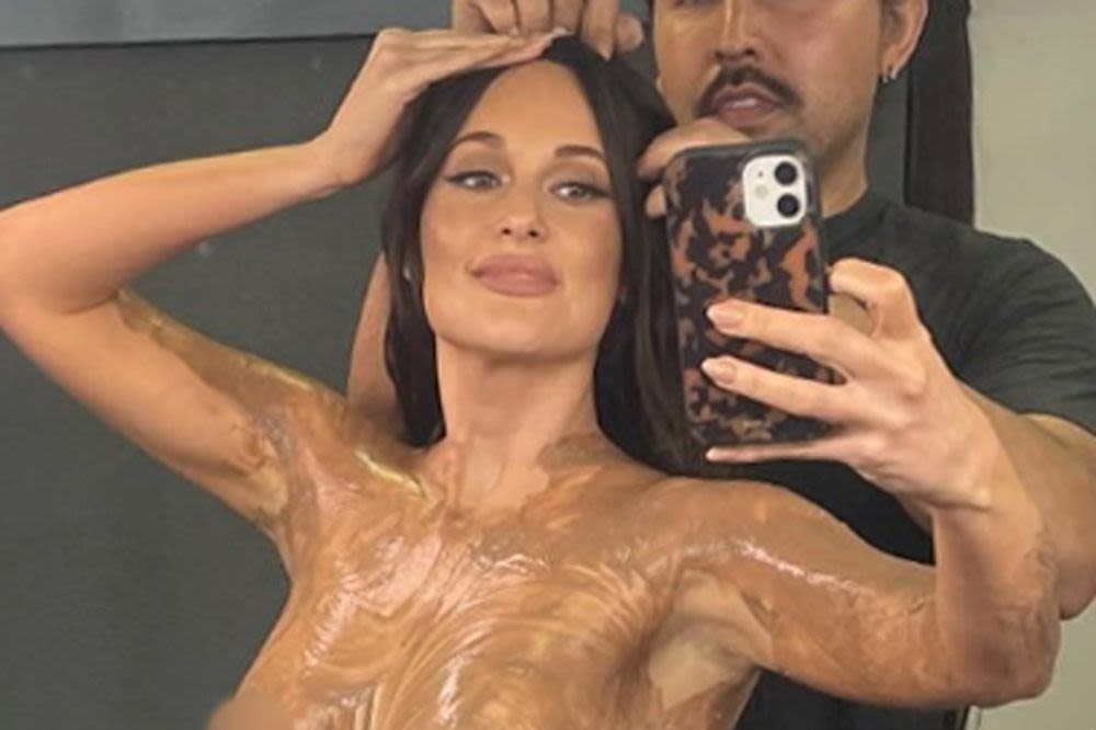 Kacey Musgraves Shares Muddy Nude Selfie