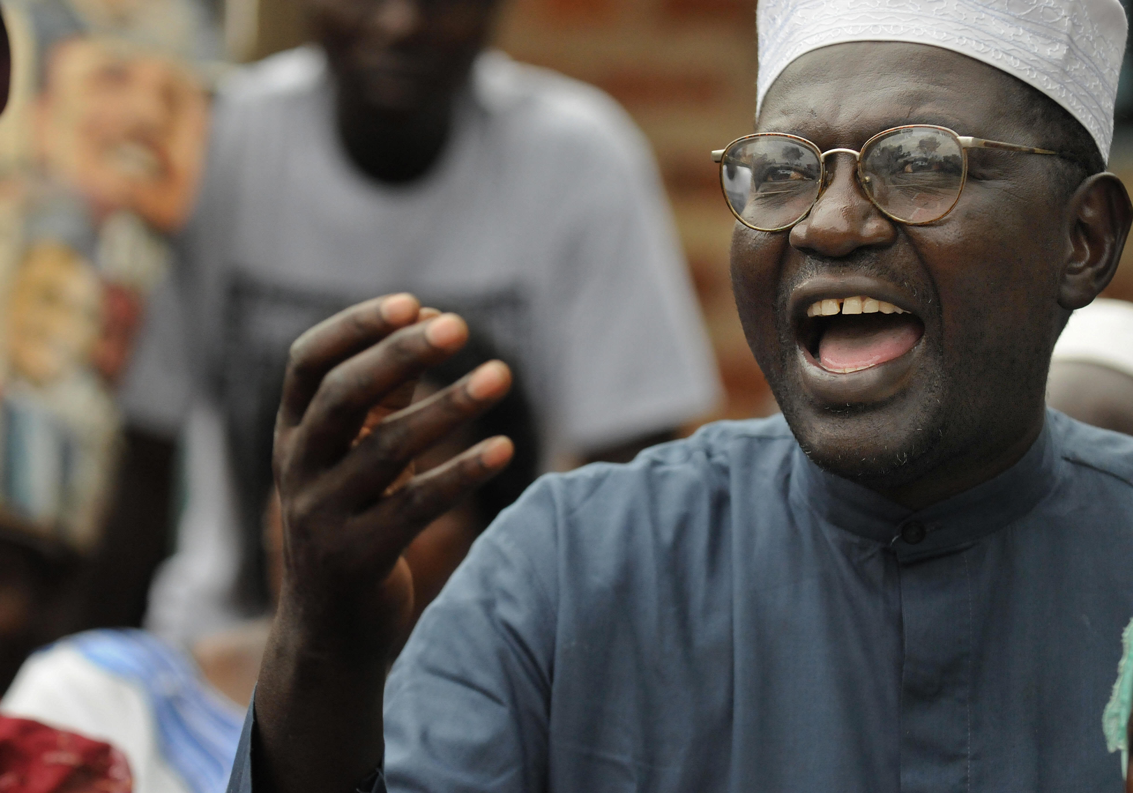 Barack Obama's Half-Brother Says He's Voting for Donald Trump