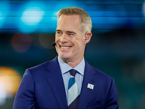 Joe Buck's return to MLB broadcasting gets rained out in Cubs-Cardinals