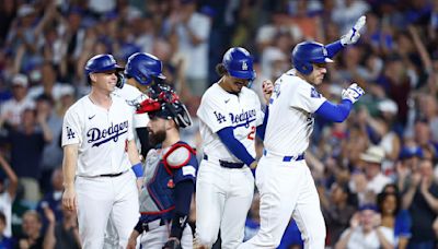 Freddie Freeman grand slam rewards Dodgers pitching to beat Red Sox