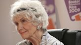 Alice Munro, escritora canadense Nobel de literatura, morre aos 92 anos