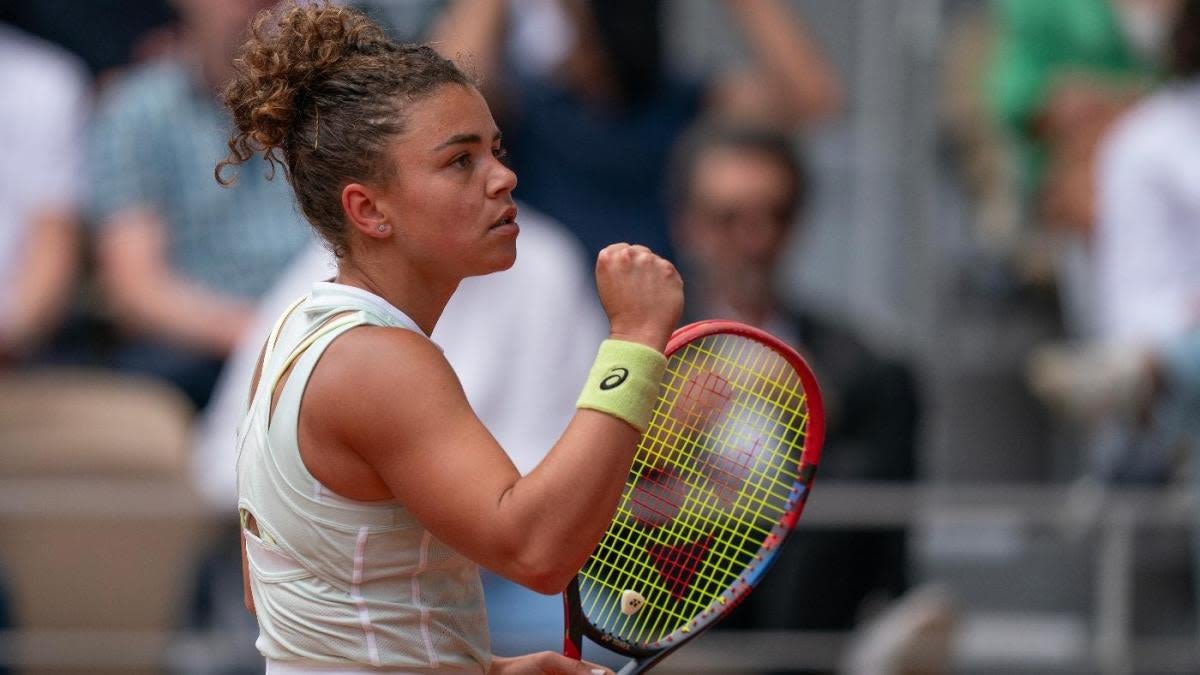 2024 French Open women's semifinal odds, predictions: Mirra Andreeva vs. Jasmine Paolini picks from top expert