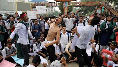 3 Bangladesh Student Protest Leaders Taken By Police From Hospital: Report