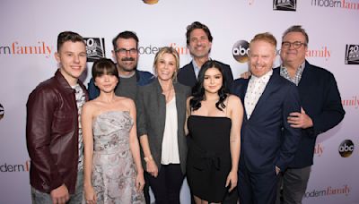 'Modern Family' Cast Commercial Reunion Has Fans Making One Bold Request