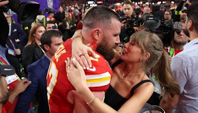 Fans were convinced that Taylor Swift's surprise songs in London were dedicated to Travis Kelce